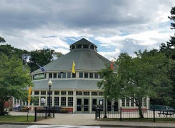 rhode-island/providence/landmark/carousel-village