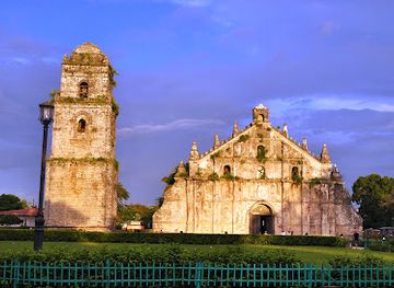 philippines/ilocos-norte/landmark/saint-william-s-cathedral-diocese-of-laoag