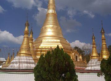 myanmar-burma/kyaiktiyo-pagoda/landmark/kan-gyi-pagoda