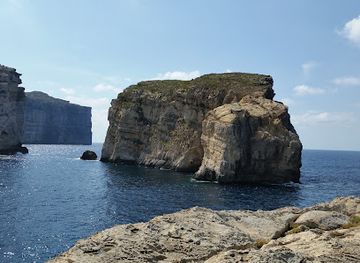 malta/gozo-citadel/landmark/blue-hole