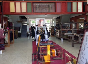 thailand/northeastern-thailand-isan/landmark/sala-mai-thai-silk-weaving-exhibition-center-chonnabot-town