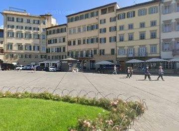 italy/san-gimignano/landmark/p-za-di-santa-maria-novella-4