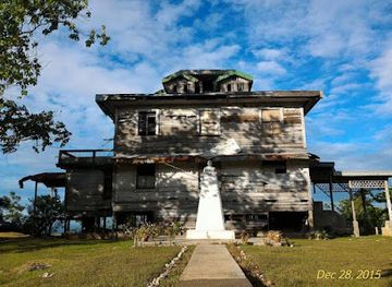 philippines/davao-city/landmark/general-moncado-white-house