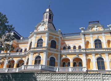 romania/moldavia/landmark/manuc-bey-castle