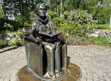 sweden/stockholm/djurgarden/landmark/astrid-lindgren-statue