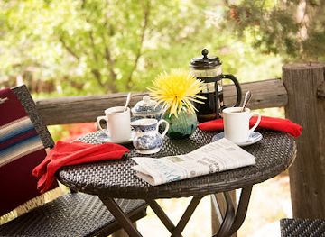 new-mexico/sante-fe/landmark/inn-of-the-turquoise-bear