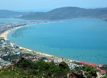 Núi Vũng Chua