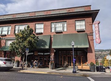 oregon/hood-river/landmark/broder-ost