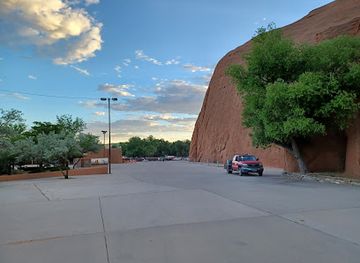 new-mexico/gallup/landmark/red-rock-park