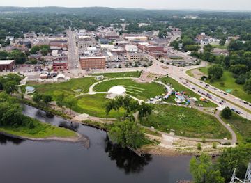 wisconsin/chippewa-valley/landmark/riverfront-park