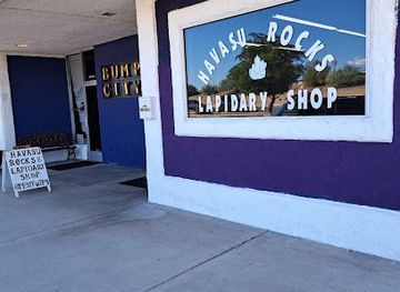 arizona/lake-havasu-city/landmark/havasu-rocks