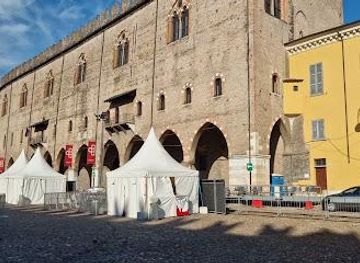 italy/verona/landmark/piazza-sordello