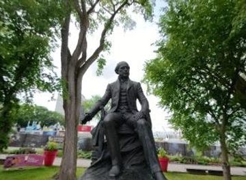canada/quebec-city/landmark/monument-francois-xavier-garneau