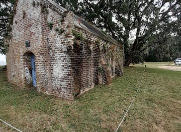 south-carolina/sea-islands/landmark/fort-johnson