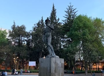 mexico/mexico-city/roma/landmark/plaza-rio-de-janeiro