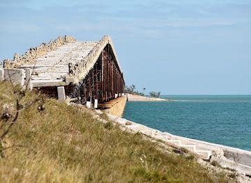 florida/florida-keys/landmark/old-bahia-honda-bridge