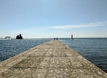 wisconsin/sturgeon-bay/landmark/sturgeon-bay-ship-canal-nature-preserve