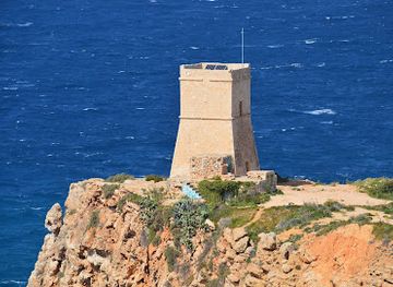 malta/dingli-cliffs/landmark/ghajn-tuffieha-tower