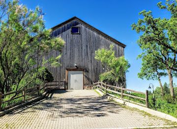 michigan/ann-arbor/landmark/cobblestone-farm