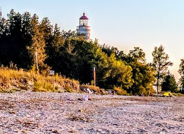 canada/southwestern-ontario/landmark/point-clark-lighthouse-national-historic-site