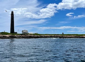 maine/hancock-county/landmark/catch-your-dinner-lobster-boat-tours
