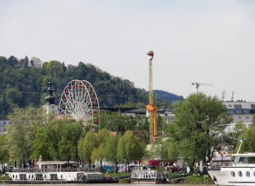 austria/linz/landmark/liegeplatz-schonbrunn