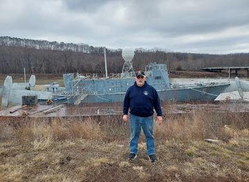 missouri/gasconade-river-basin/landmark/gasconade-boatyard