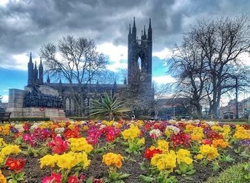 united-kingdom/newcastle-upon-tyne/attraction/civic-centre-gardens