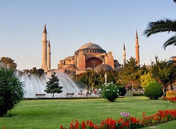 turkiye/marmara-region/landmark/istanbul-tours-bosphorus-cruise-tour-istanbul-city-tour