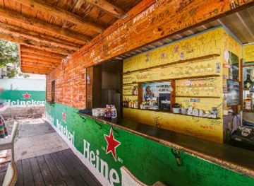 sint-maarten/philipsburg-boardwalk/landmark/kool-vibes-beach-bar-restaurant