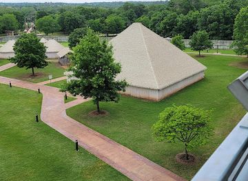 oklahoma/northeastern-oklahoma/landmark/chickasaw-cultural-center