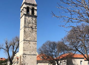 croatia/split/landmark/the-bell-tower-and-the-chapel-of-the-holy-arnir