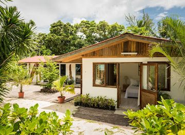 french-polynesia/bora-bora/landmark/bora-bora-beach-house