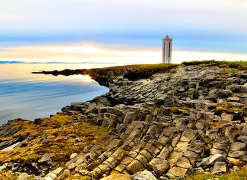 iceland/northwestern-region/landmark/kalfshamarsvik