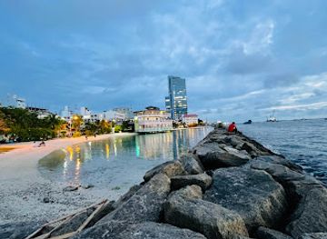 maldives/male/villingili/landmark/male-house-reef