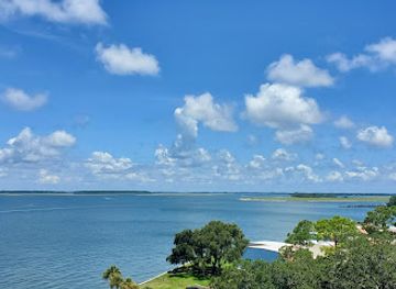 south-carolina/hilton-head-island/landmark/harbour-town-lighthouse