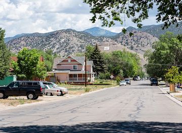 colorado/salida/landmark/salida-laundromat