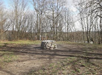 lithuania/vilnius-region/landmark/the-hill-of-gediminas-grave