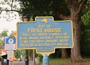 canada/niagara-falls/landmark/first-house-1808