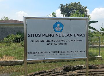 indonesia/banten/landmark/waterzuiveringscentrum-emas-voor-bantam-paleis