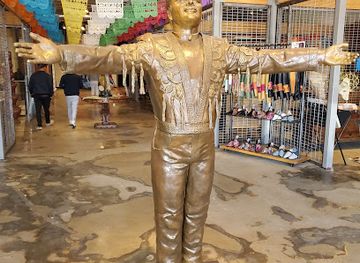 texas/dallas/bishop-arts-district/landmark/mercado369