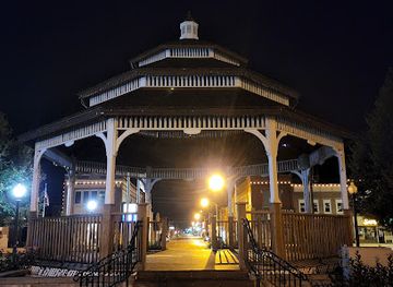 illinois/southern-illinois/landmark/carlinville-historic-district