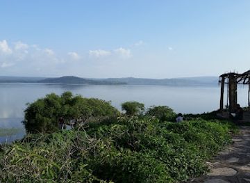 ethiopia/awasa/landmark/amora-gedel-park