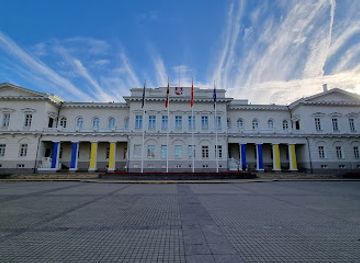 lithuania/vilnius/landmark/office-of-the-president-of-the-republic-of-lithuania