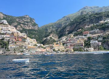 italy/amalfi/landmark/exclusive-cruises