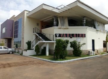 nigeria/jos/landmark/varlaine-lounge