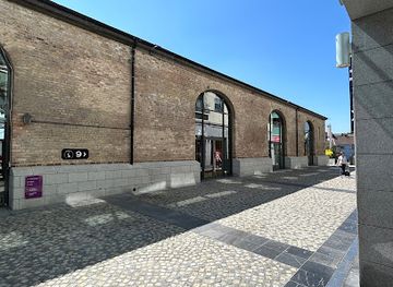 ireland/kilkenny/landmark/macdonagh-junction-shopping-centre