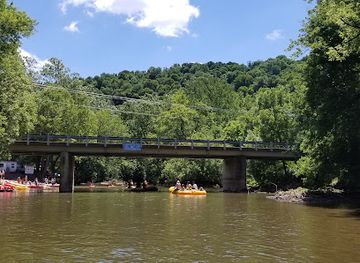 ohio/mohican-state-park/landmark/mohican-adventures-canoe-livery-fun-center