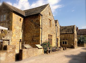 united-kingdom/peak-district/landmark/bakewell-old-house-museum