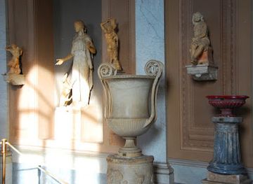 vatican-city/gregorian-etruscan-museum/landmark/museo-del-tesoro-di-san-pietro